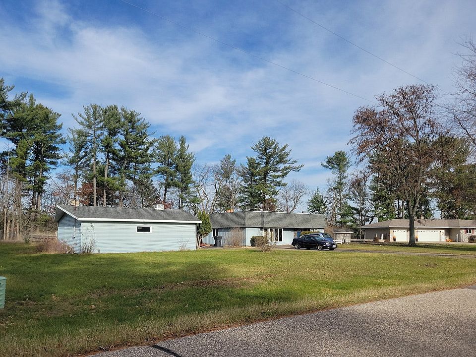 8011 Pinehaven Ct, Wisconsin Rapids, WI 54494 Zillow