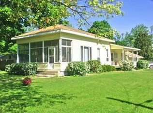 302 W Telegraph St, Dowagiac, MI 49047