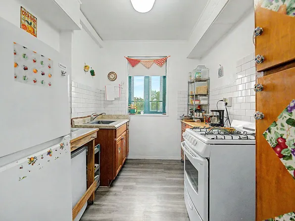 1705 Purdy St APT 7F, Bronx, NY 10462