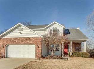 3247 Rand Ln, Swansea, IL 62226