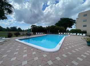 1005 Country Club Dr #Z403, Pompano Beach, FL 33063
