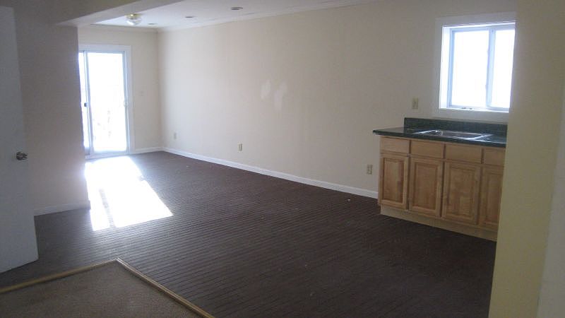 1st image of 53 Phyllis Ave