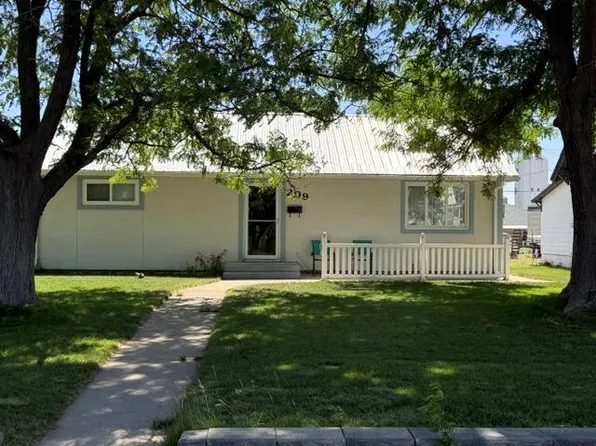 209 N Main St, Yuma, CO 80759