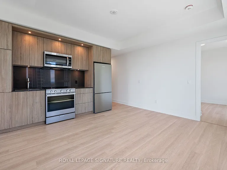 60 Central Park Dr #2306 — Photo 18