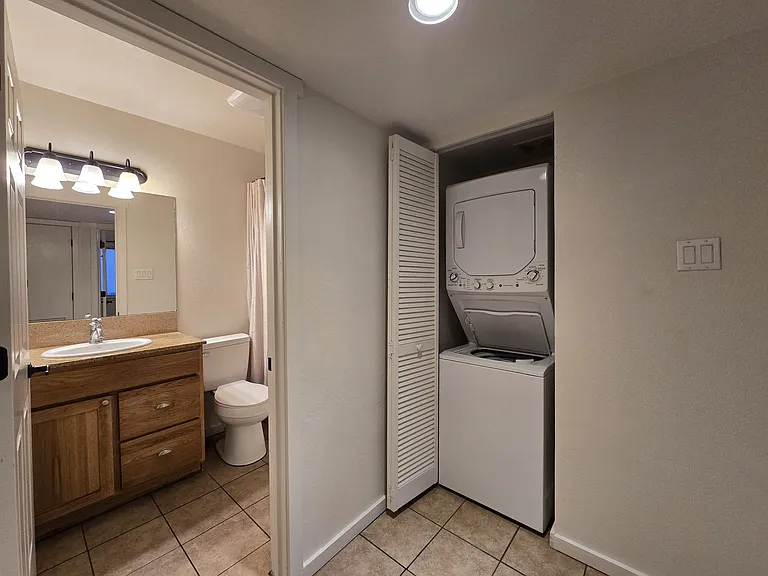 601 W San Mateo Rd #124 — Photo 18