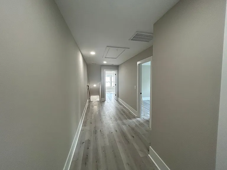 2510A Senate St — Photo 13