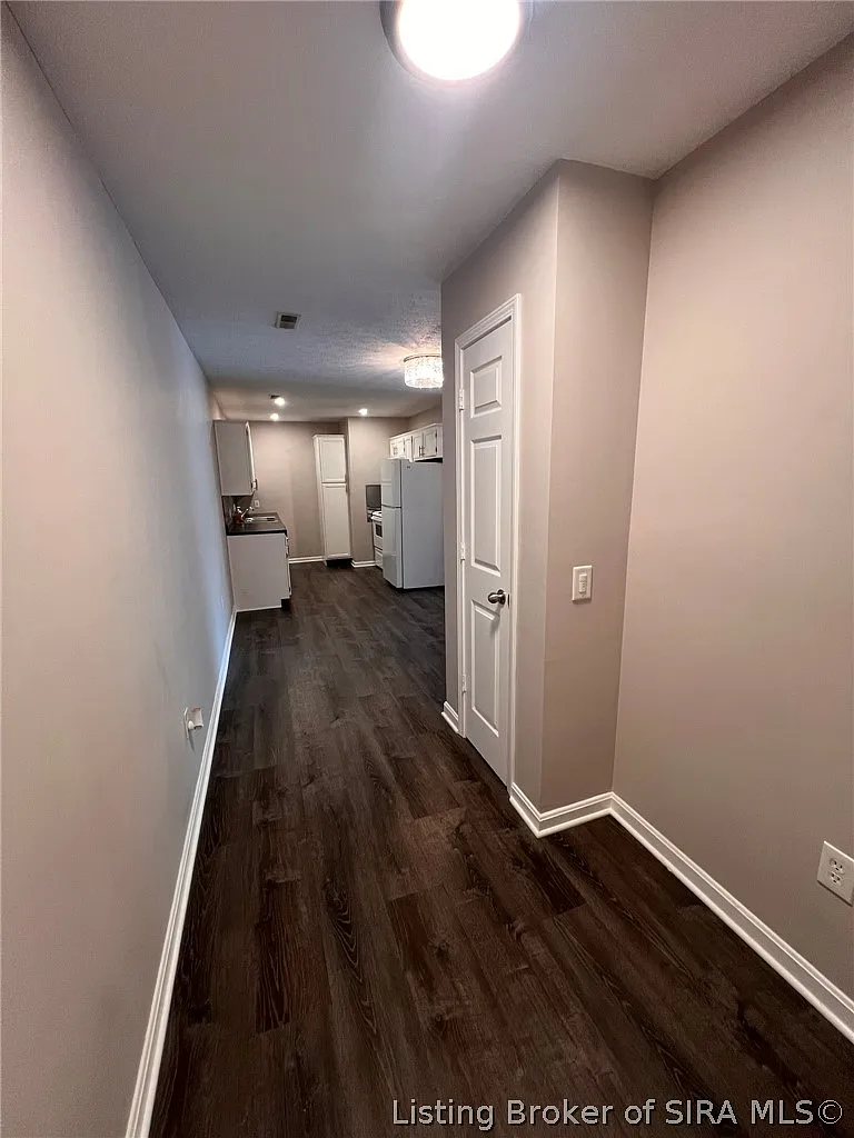 2 bed, 2.0 bath, 1100 sqft, $1,200 — Photo 4