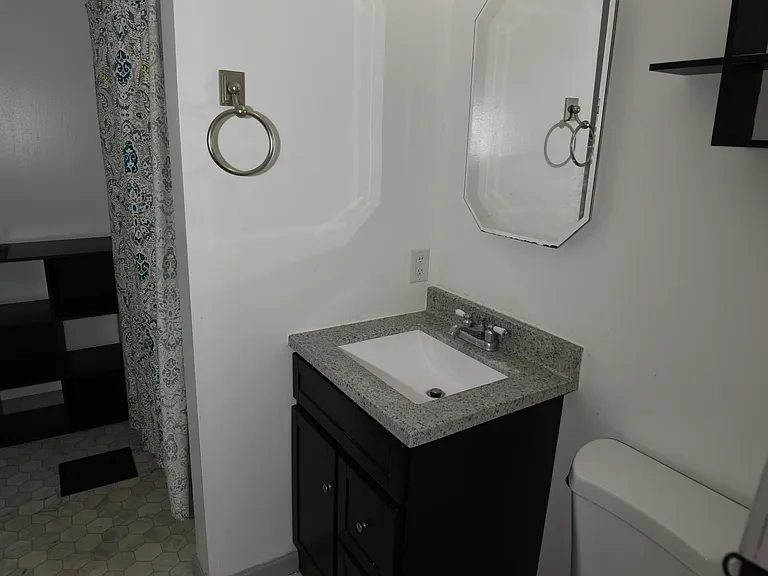 531 Tennyson Ave — Photo 34