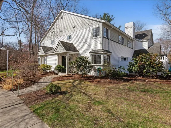 37 Winding Brook Drive, South Burlington, VT 05403