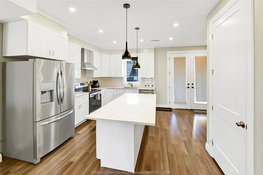 2 bed, 4.0 bath, 2500 sqft, $2,950 — Photo 4