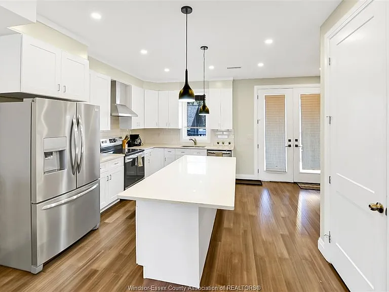 955 Walker Rd — Photo 4