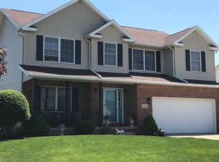 1051 Vieth Dr, Oregon, OH 43616