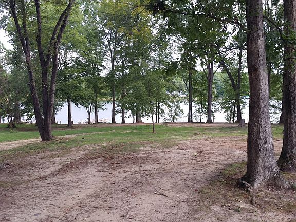 4th image of 4418 Derwood Dr