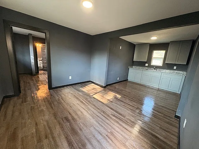 9407 Sandra St — Photo 21