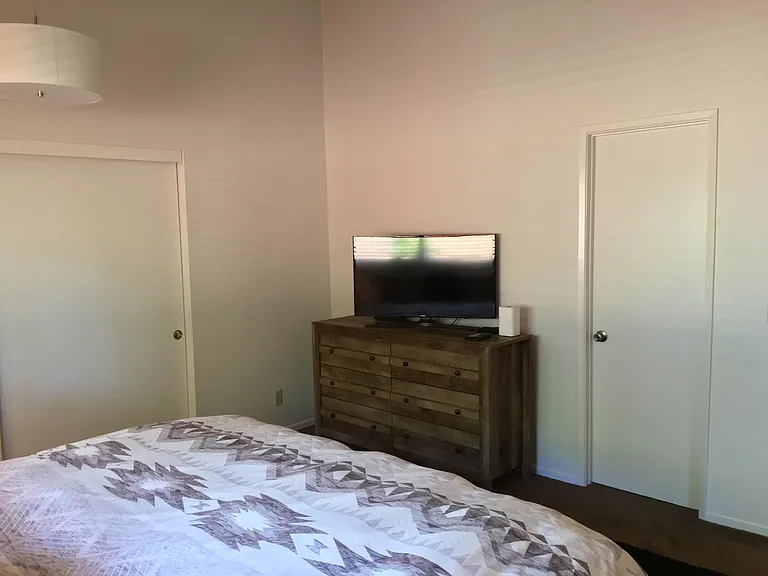 250 N La Luna Ave — Photo 10