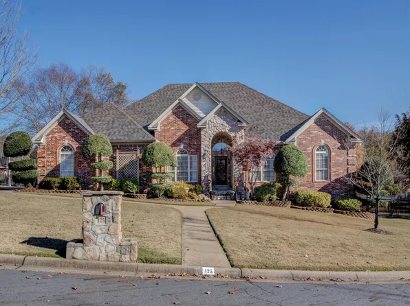 125 Mohawk Dr, Maumelle, AR 72113