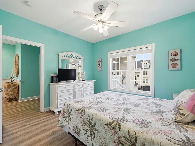 215 Summerwinds Pl — Photo 24