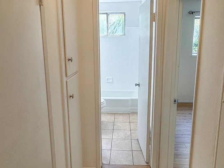 808 N Hayworth Ave #3 — Photo 6