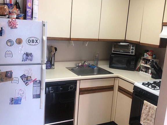 4th image of 100 E Glenolden Ave APT F15