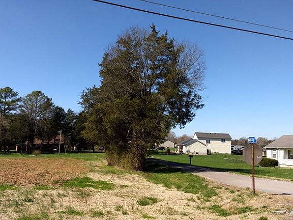 4th image of 5404 Batey Cir