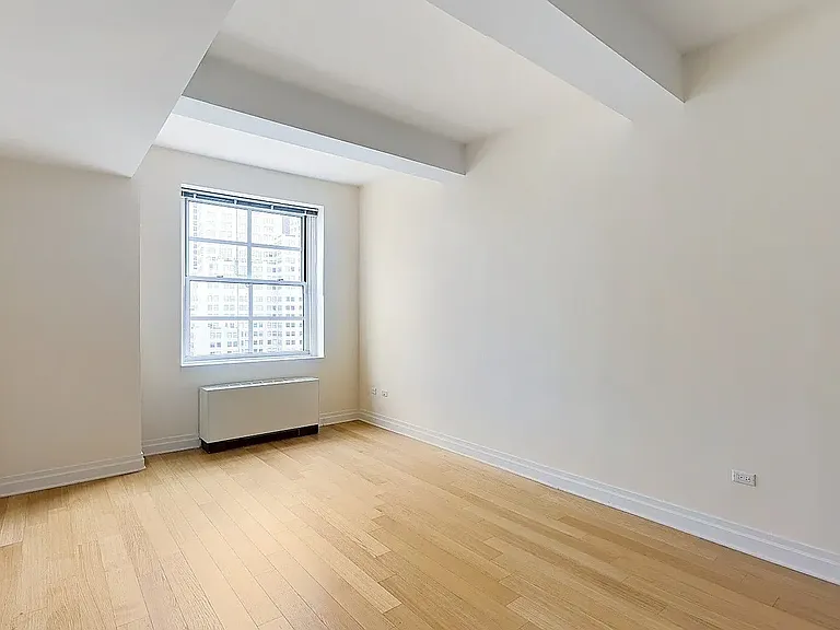 21 West St #7H — Photo 4