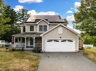 22 Treetop Ln, Manchester, NH 03102