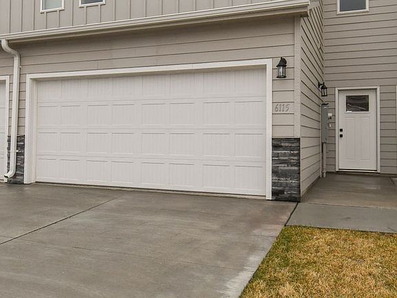 2nd image of 6115 S Alki Pl