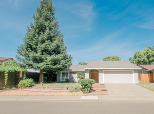 9709 Elmira Cir, Sacramento, CA 95827