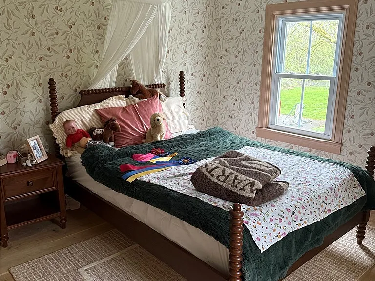 690 Crow Hill Rd — Photo 19