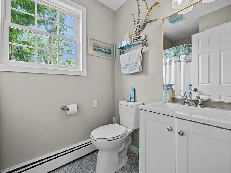 44 Dion Ave — Photo 30