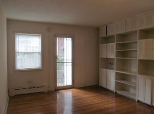 2213 Spruce St APT 2, Philadelphia, PA 19103