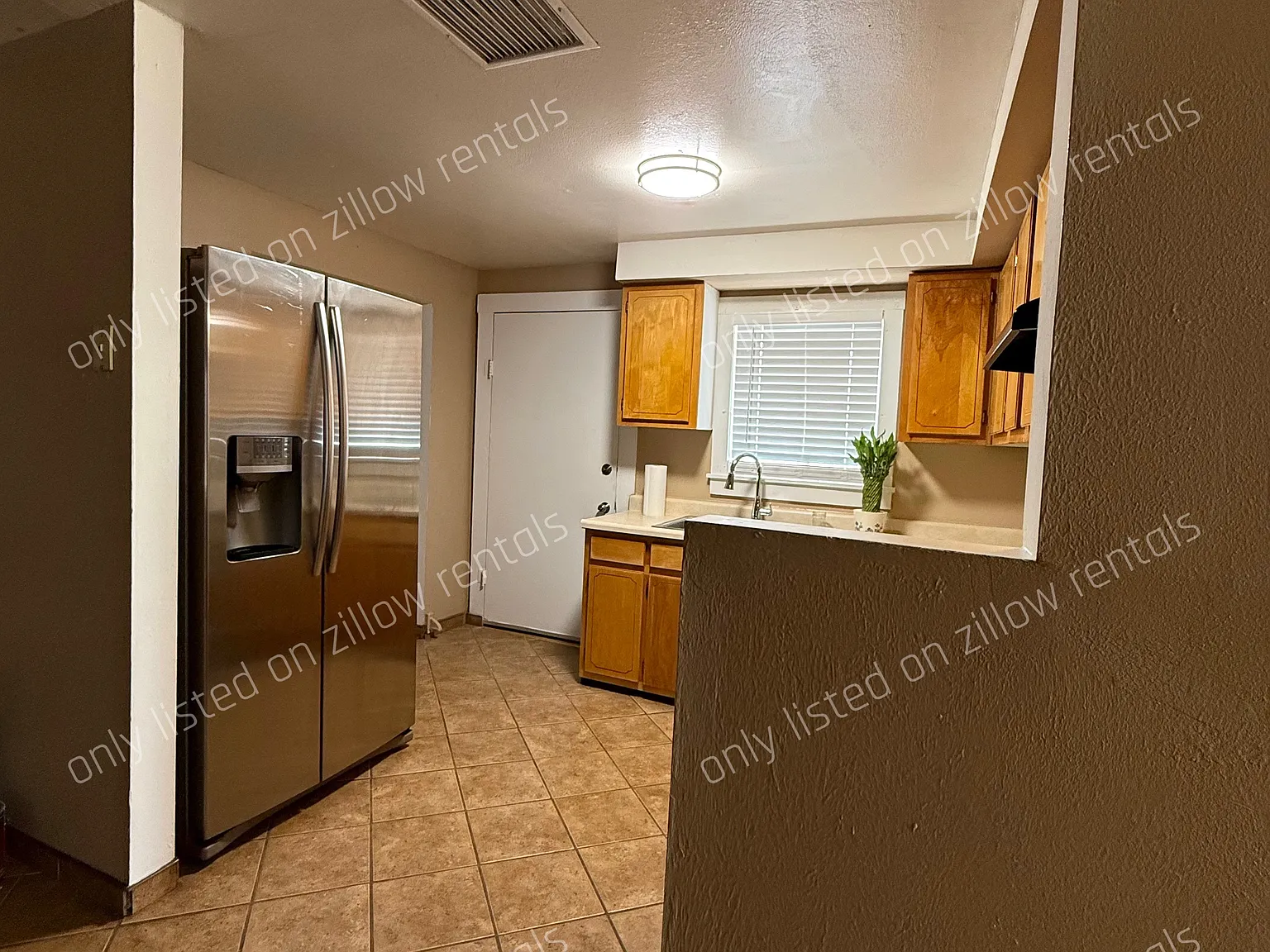 2 bed, 1142 sqft, $1,000 — Photo 2