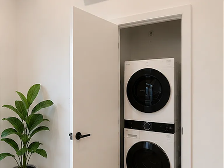 36 Howard Ave #4C — Photo 6