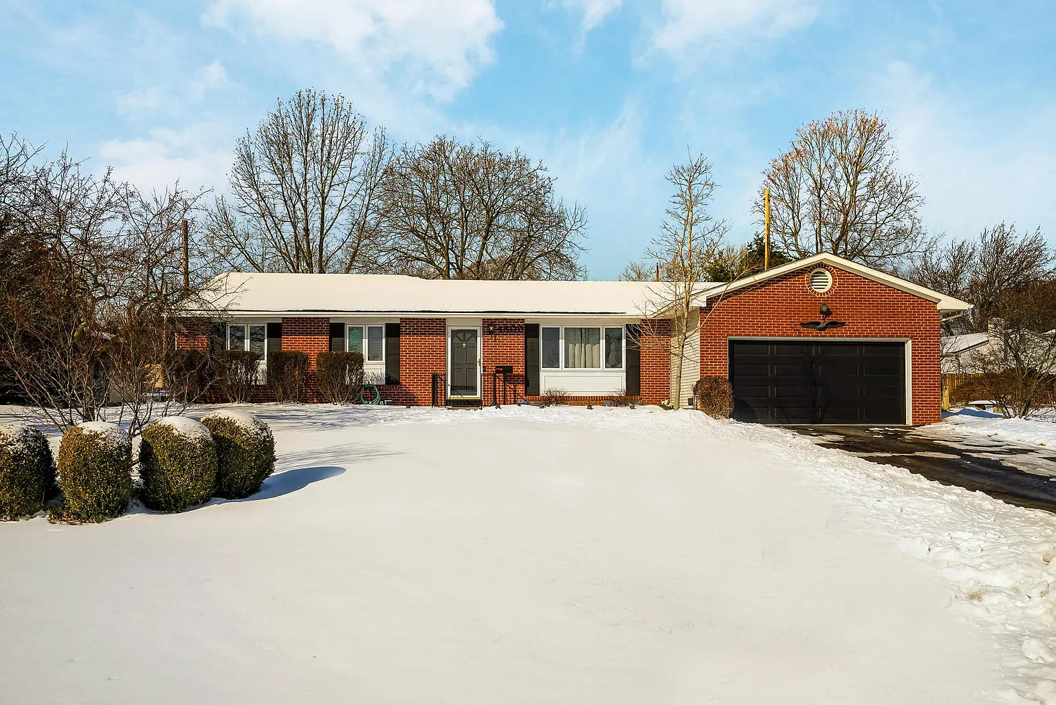 4509 Norwell Dr E photo 1