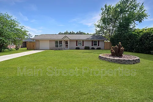 8137 Imperial Dr Photo 1