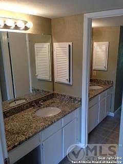 5th image of 7123 Thrush View Ln APT 40