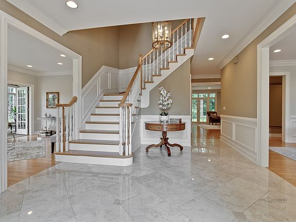 5th image of 1250 Ash Lawn Dr