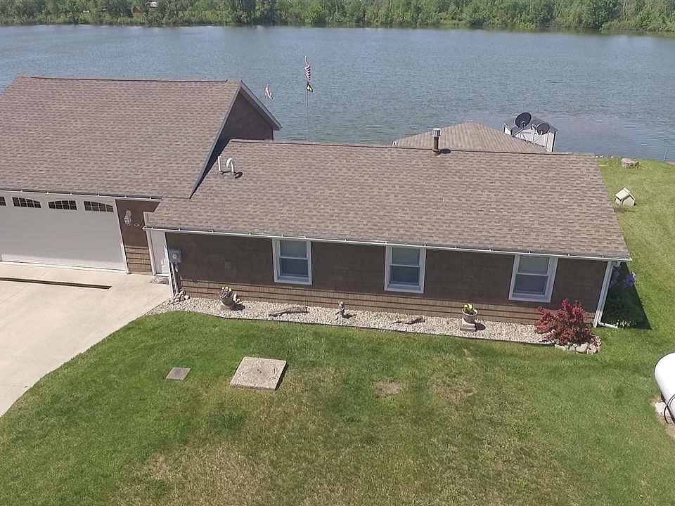 1st image of 214 Sunset Dr