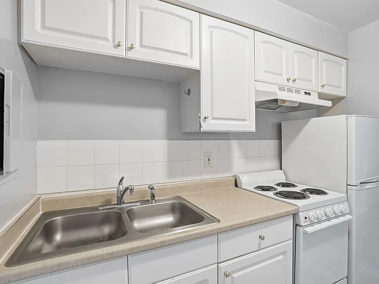 547 E Fairview Ave #555 — Photo 6