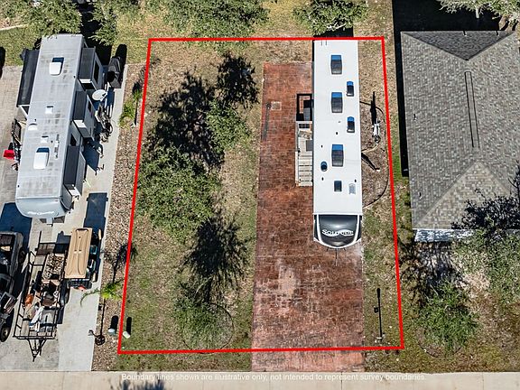 2nd image of 91 Augusta Cir