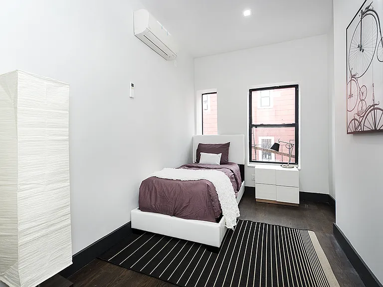 205 Johnson Ave #4R — Photo 6