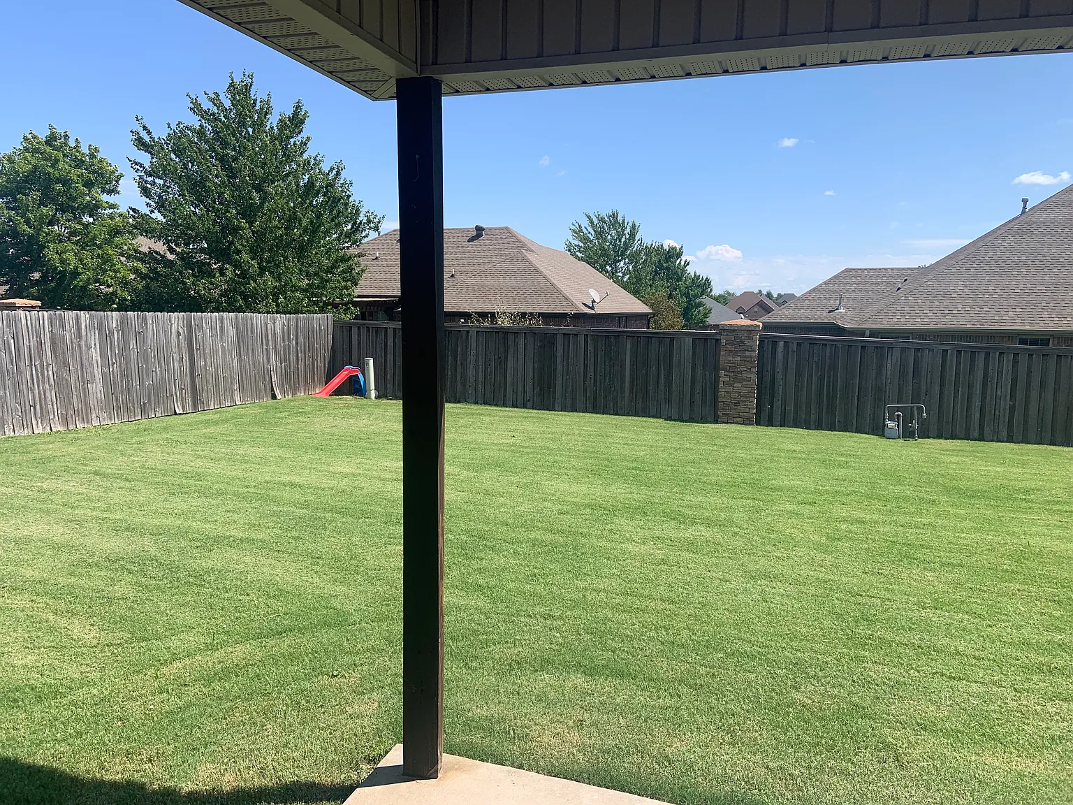 3 bed, 1242 sqft, $1,895 — Photo 2