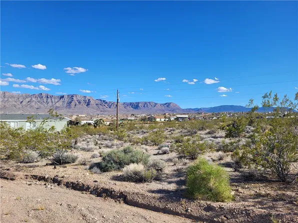 370 E Galloway Dr, Meadview, AZ 86444