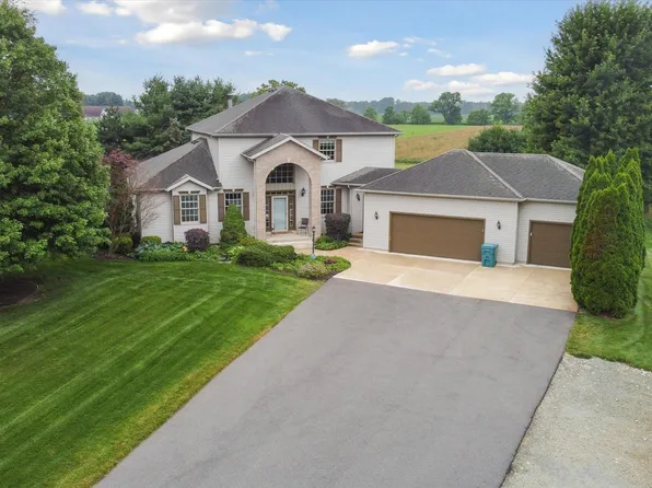 63701 Maple Rd, South Bend, IN 46614