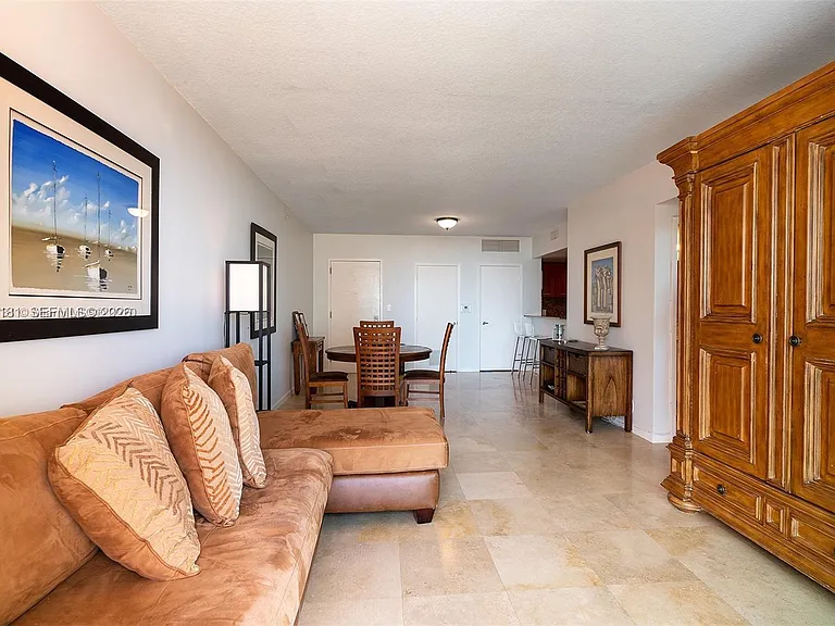 9066 SW 73rd Ct #1202 — Photo 3