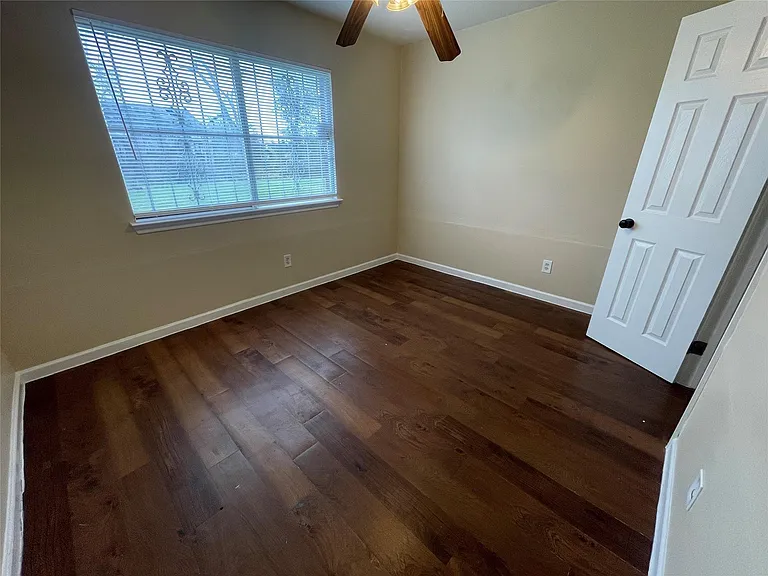 3814 Colvin St — Photo 5