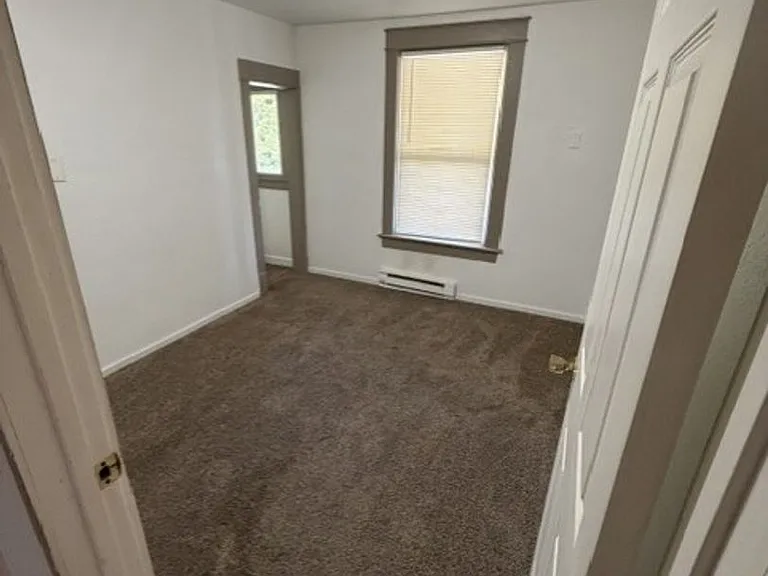 815 W 1st St #1-4 — Photo 9