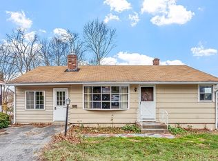 21 Kenberma Rd, Worcester, MA 01604