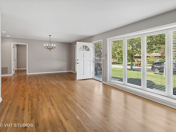 3rd image of 8031 W Leland Ave
