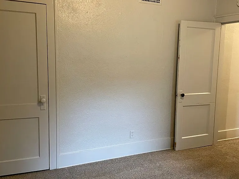 618 S Whitcomb St — Photo 31